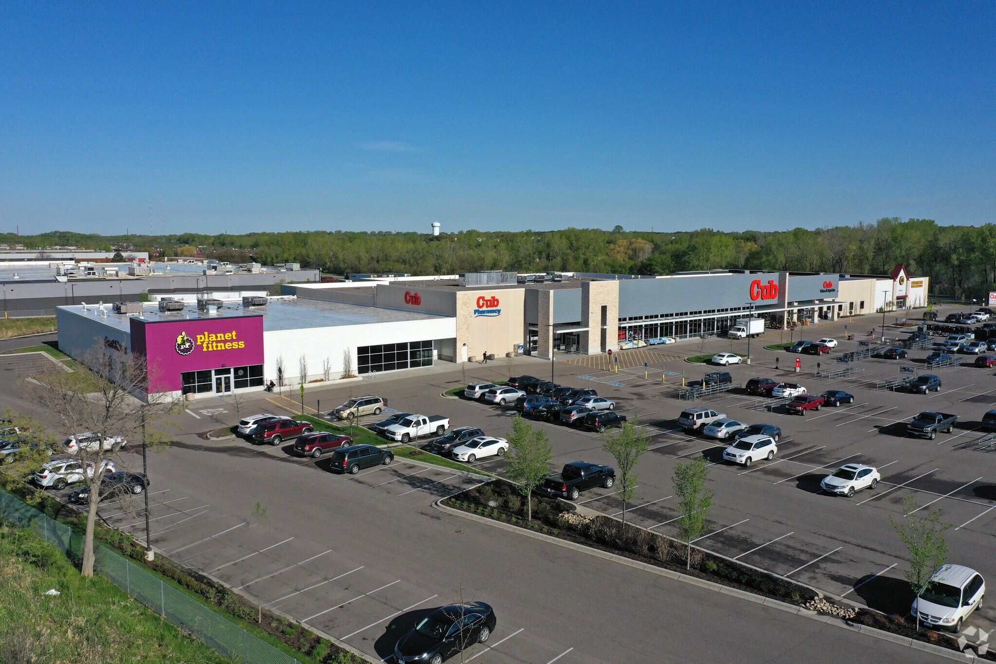 1920-1930 White Bear Ave N, White Bear Lake, MN à louer Photo de l’immeuble– Image 1 sur 3