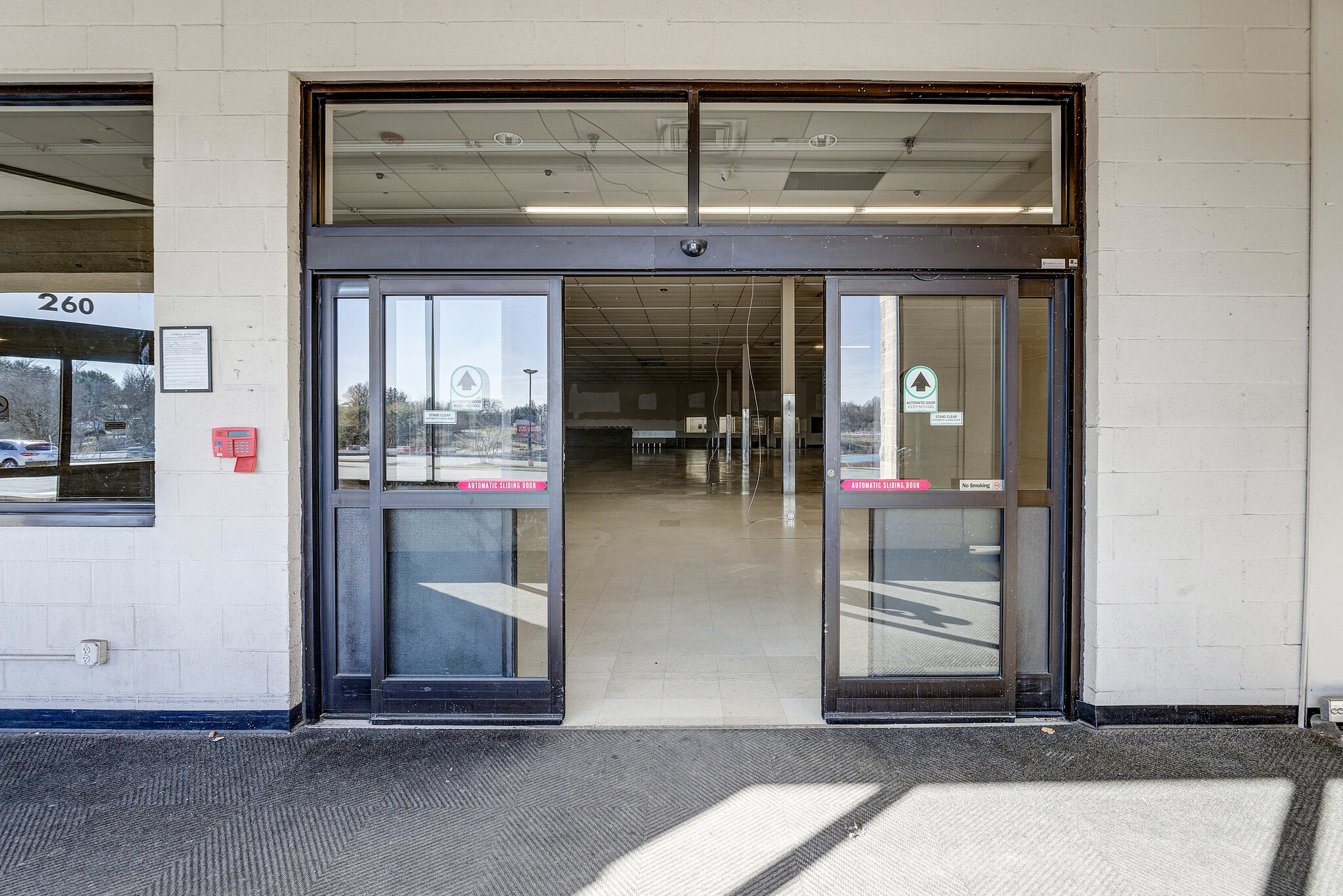 2002-2012 Lee Hwy, Bristol, VA à louer Photo intérieure– Image 1 sur 8