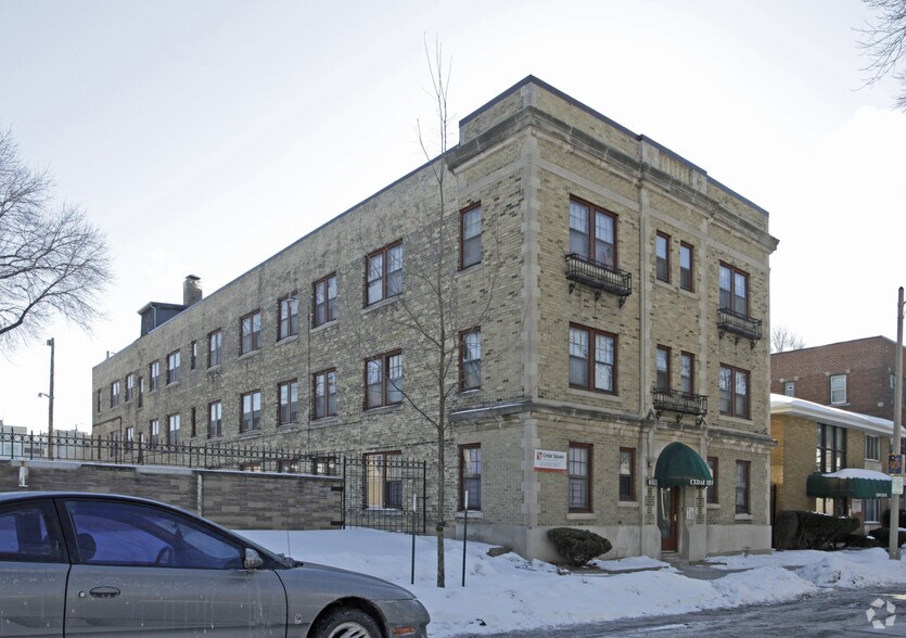 942 N 15th St, Milwaukee, WI à vendre - Photo principale – Image 1 sur 2