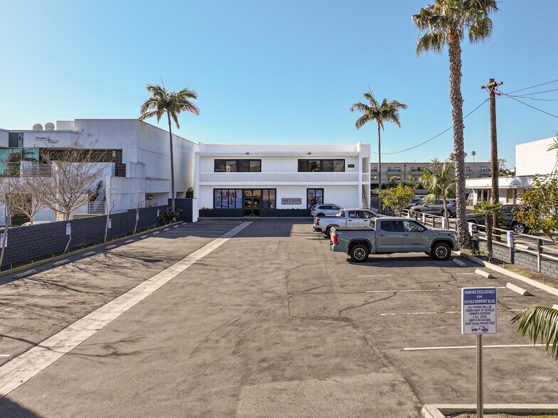419 Old Newport Blvd, Newport Beach, CA à vendre - Photo de l’immeuble – Image 2 sur 3