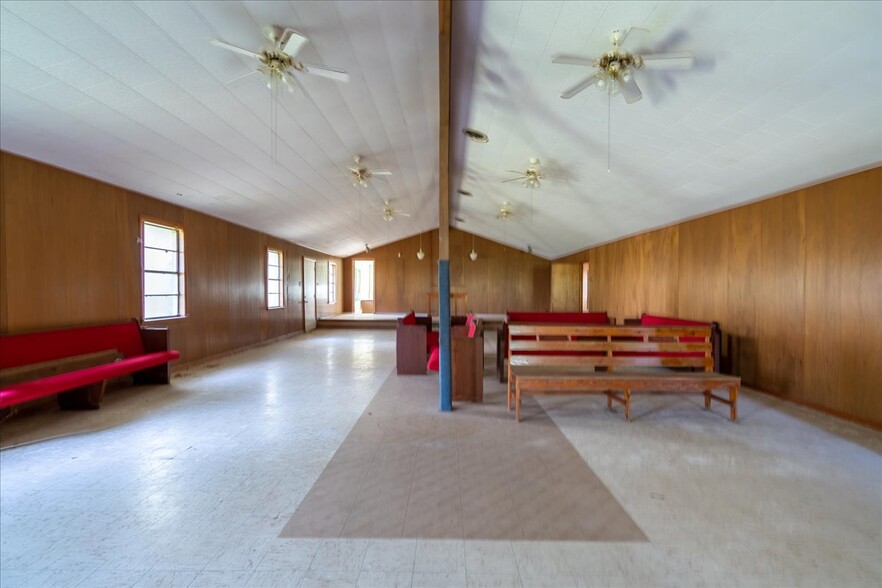 2307 Irving St, West Orange, TX à vendre - Photo intérieure – Image 3 sur 15