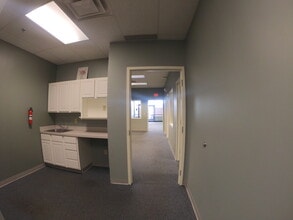 20991 Arsenal Street Rd, Watertown, NY à louer Photo intérieure– Image 1 sur 9