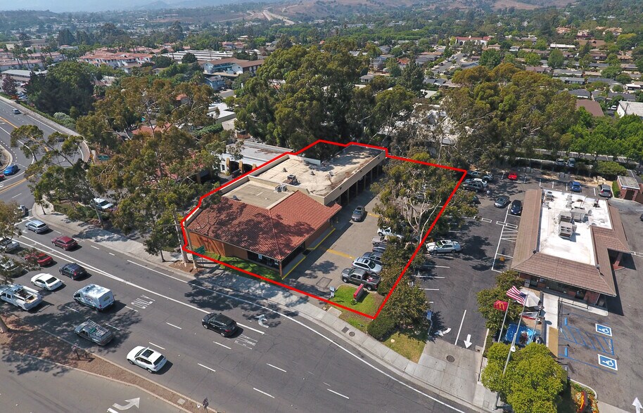 3948 State St, Santa Barbara, CA à vendre - Photo principale – Image 1 sur 6