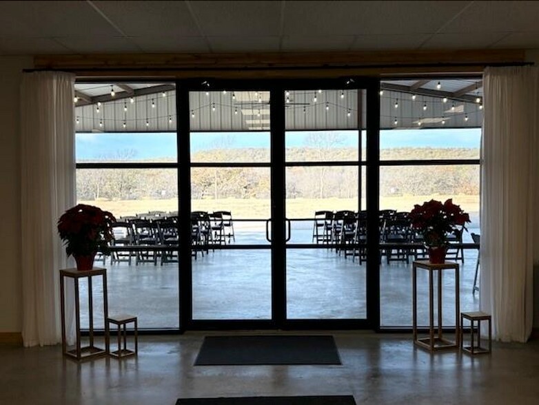 1212 Packing House rd, Graham, TX à vendre - Photo de l’immeuble – Image 2 sur 28