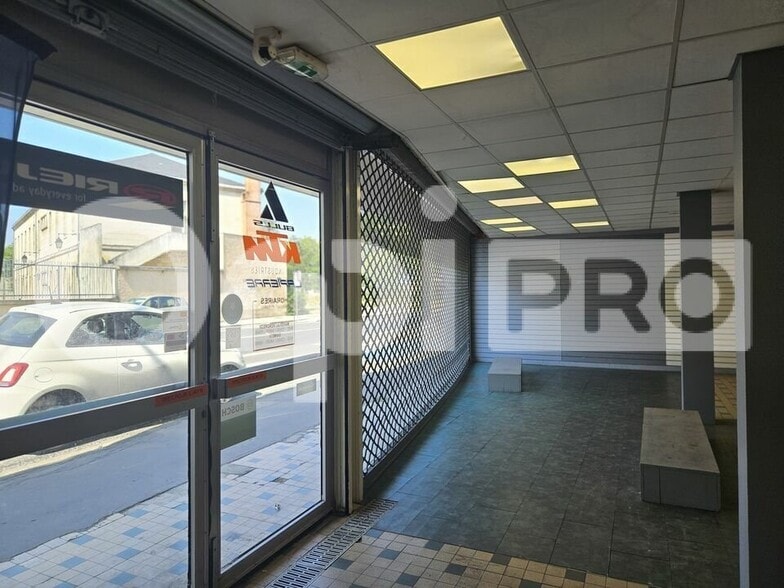 Local commercial dans Libourne à vendre - Photo intérieure – Image 2 sur 10