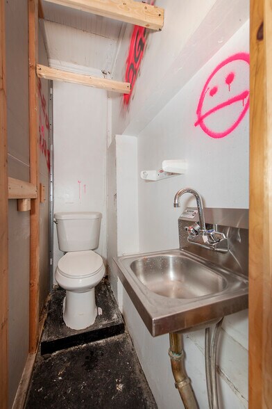 561 Clinton St, Brooklyn, NY à louer - Photo intérieure – Image 3 sur 26