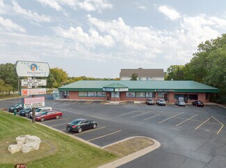 Plus de détails pour 2925 18th St, Bettendorf, IA - Local commercial à louer