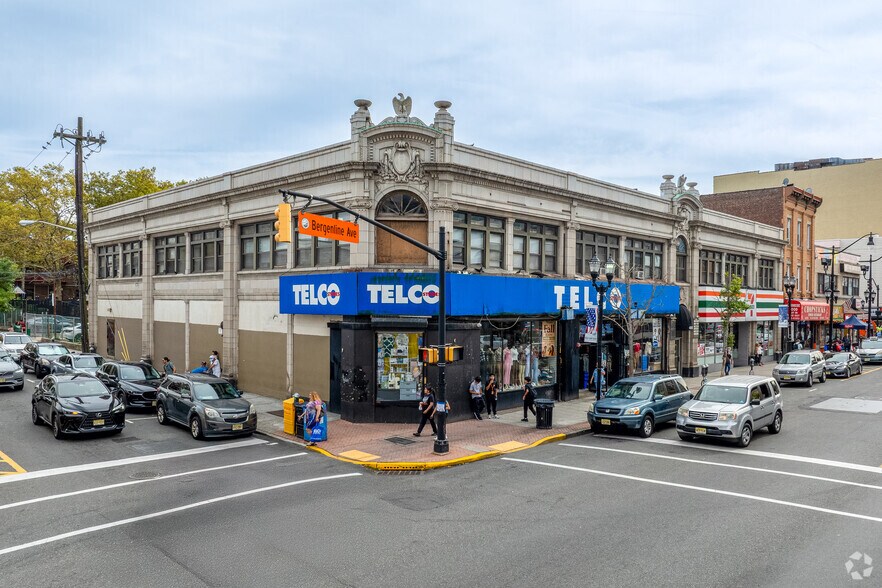 4912 Bergenline Ave, West New York, NJ à louer - Photo principale – Image 1 sur 4