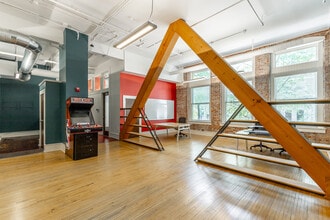 800 Market St, Chattanooga, TN à louer Photo intérieure– Image 2 sur 17