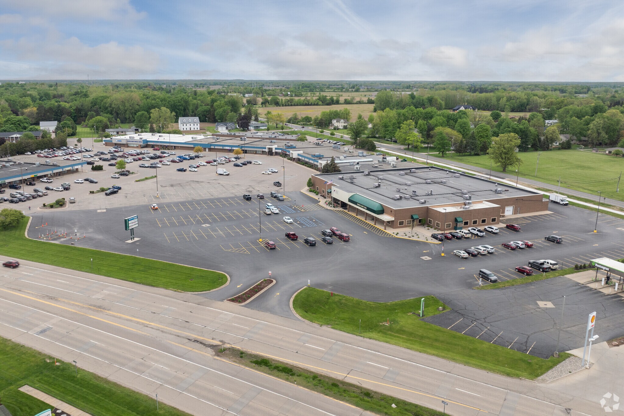 1005-1103 S Old Us-27, Saint Johns, MI à louer Aérien– Image 1 sur 14