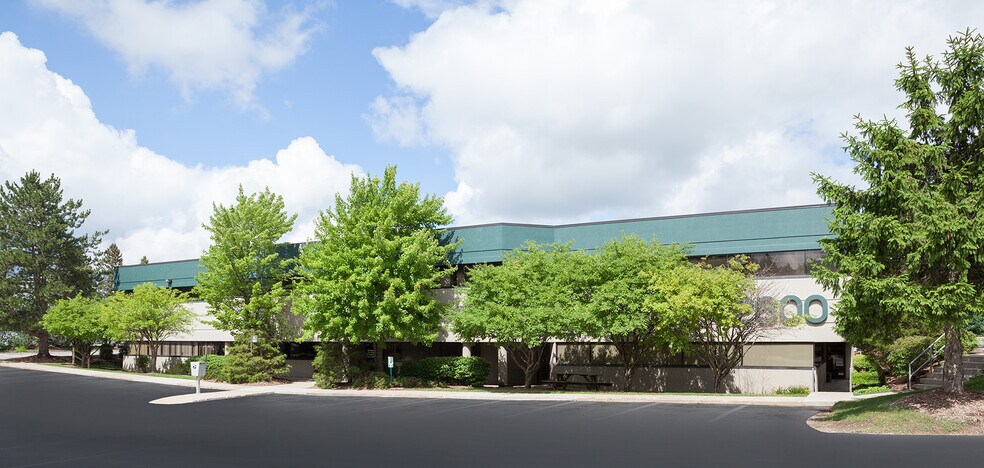 2600 Horizon Dr SE, Grand Rapids, MI à vendre - Photo principale – Image 1 sur 1
