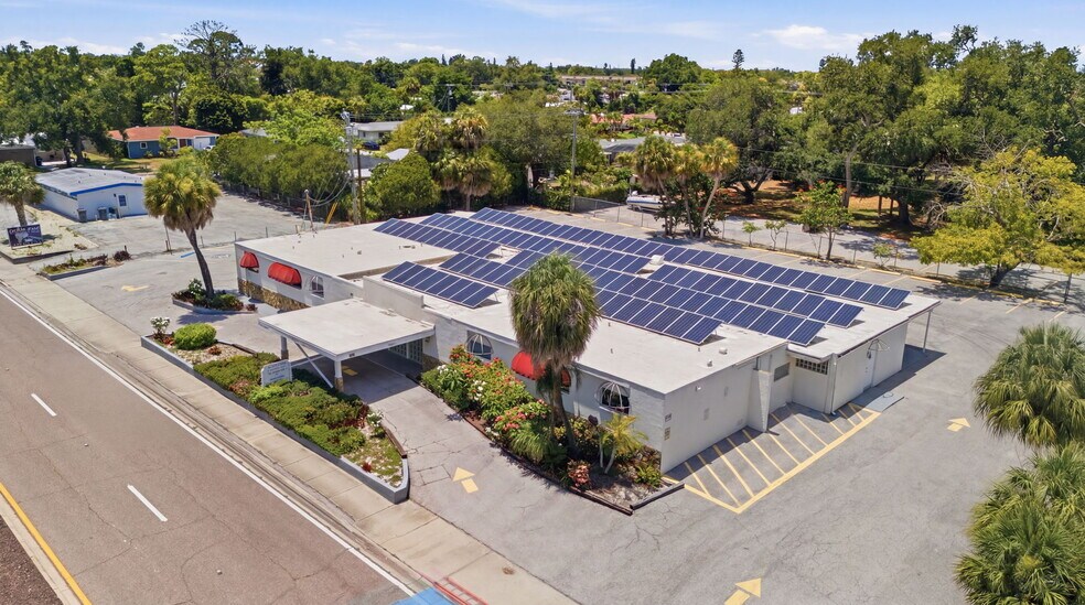 1811 Bayshore Gardens Pky, Bradenton, FL à vendre - Photo de l’immeuble – Image 1 sur 51