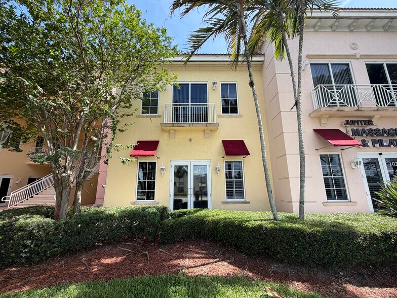 125 W Indiantown Rd, Jupiter, FL à louer - Photo de l’immeuble – Image 2 sur 4