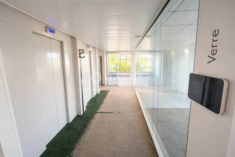 Bureau dans Issy-les-Moulineaux à louer - Photo intérieure – Image 3 sur 5