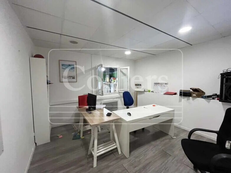 Industriel/Logistique dans Marseille à louer - Photo de l’immeuble – Image 3 sur 5