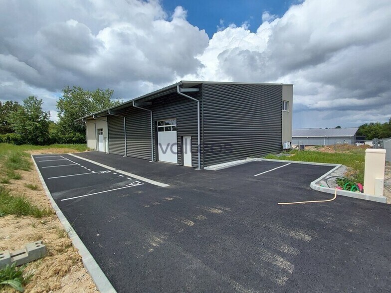 2 Rue Des Mortiers, Garidech à louer - Photo de l’immeuble – Image 1 sur 9
