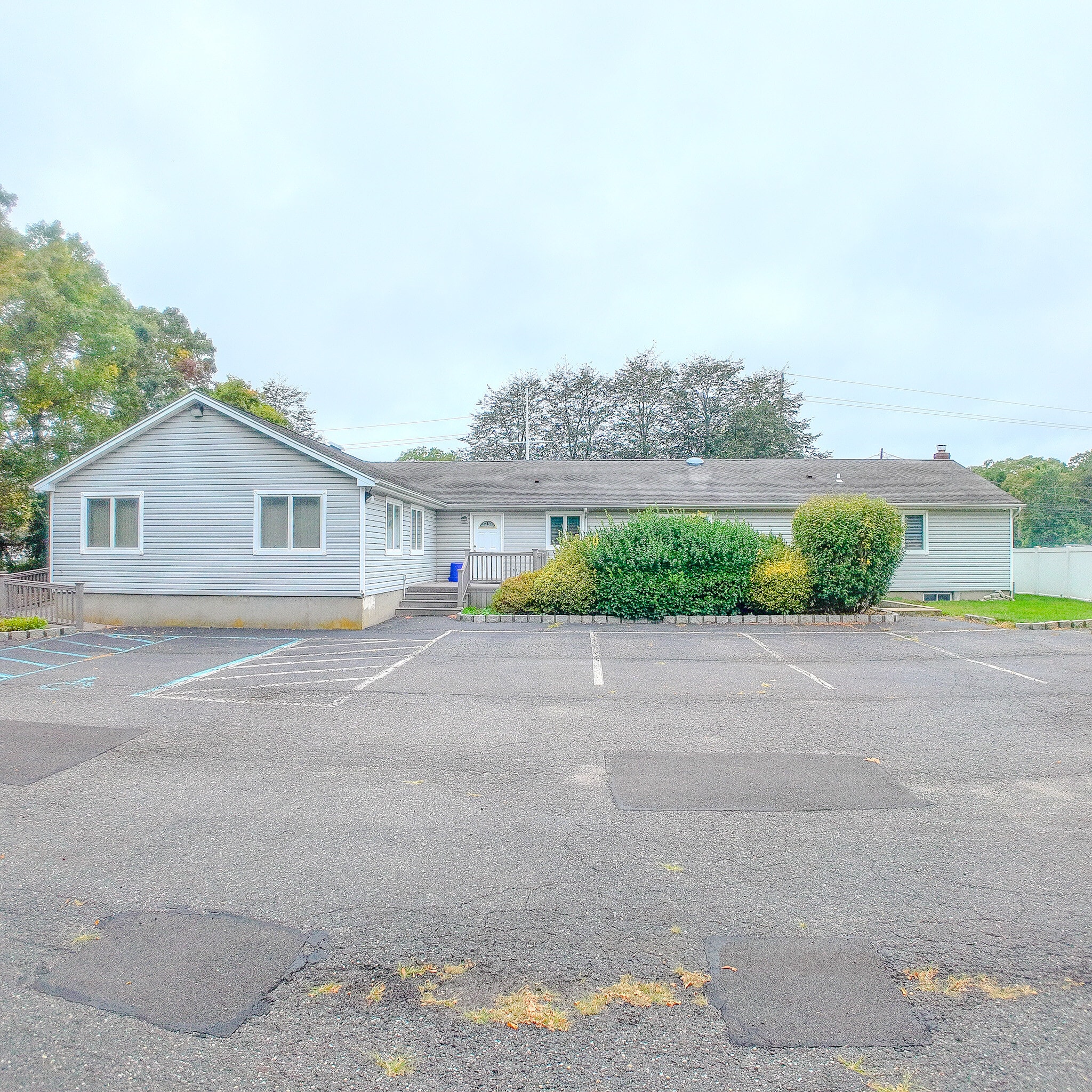 501 William Floyd Pky, Shirley, NY à louer Photo intérieure– Image 1 sur 12