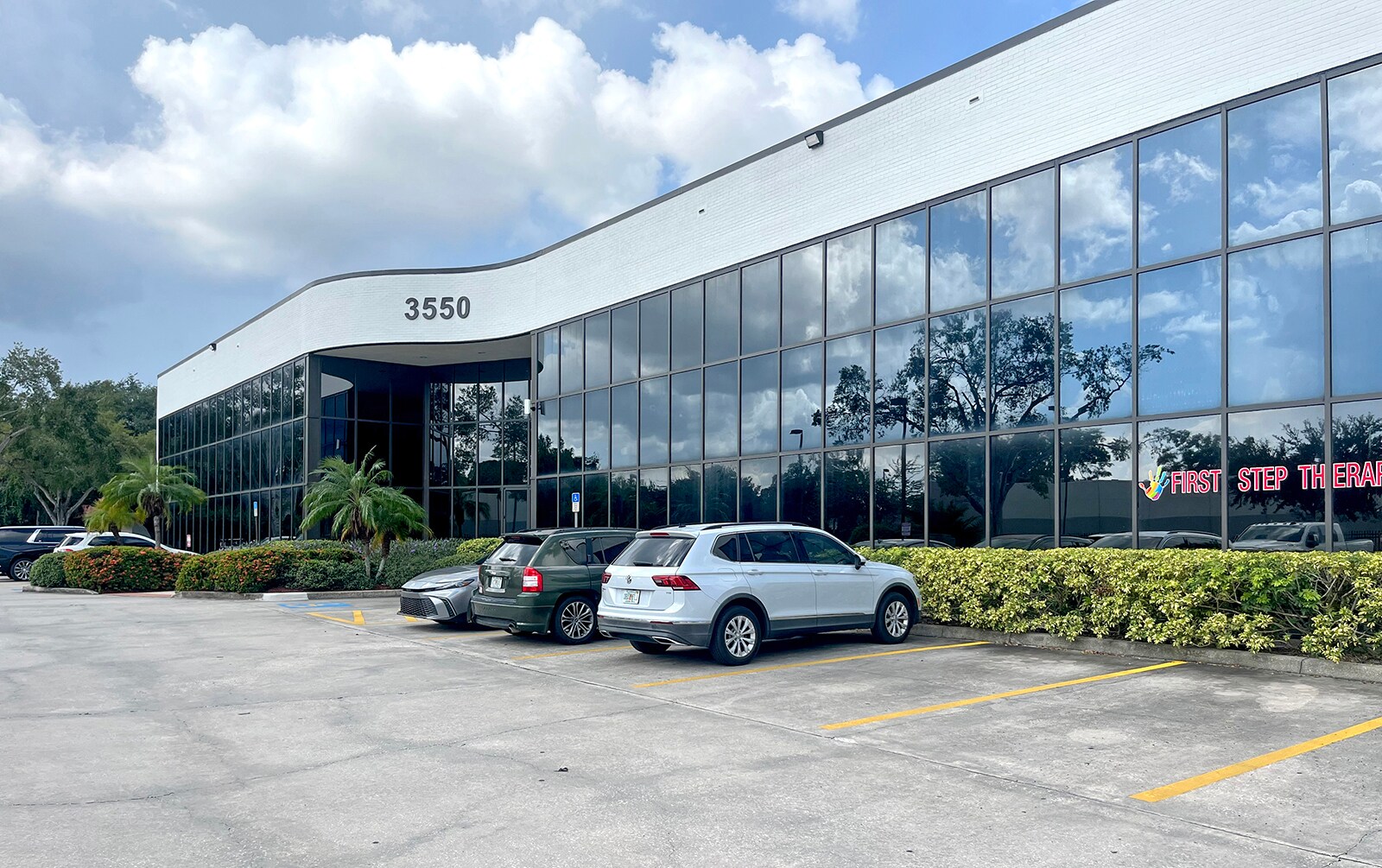 3550 W Waters Ave, Tampa, FL à vendre Photo de l’immeuble– Image 1 sur 12