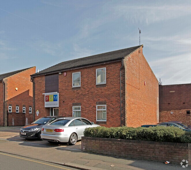 25-33 & 35-37 Hastings Street, Luton, portefeuille de 2 biens à vendre sur LoopNet.fr - Photo de l’immeuble – Image 2 sur 2