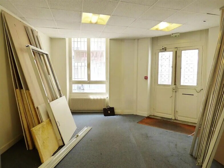 Bureau dans Paris à louer - Photo de l’immeuble – Image 3 sur 5