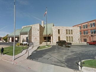 Plus de détails pour 50 Pearl Ave, Oshkosh, WI - Local commercial à louer