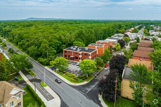 2160 Ch Du Tremblay, Longueuil, QC - VUE AÉRIENNE  vue de carte