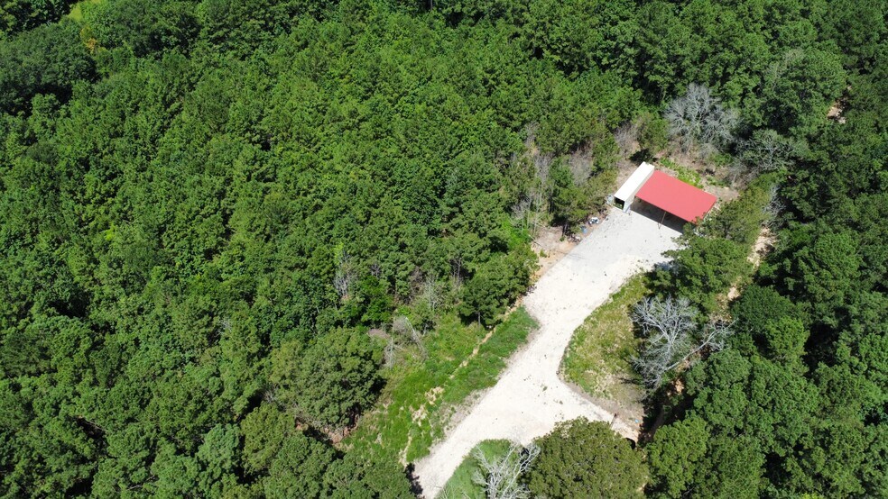 150 McBride trl, Coldspring, TX à vendre - Photo de l’immeuble – Image 2 sur 11