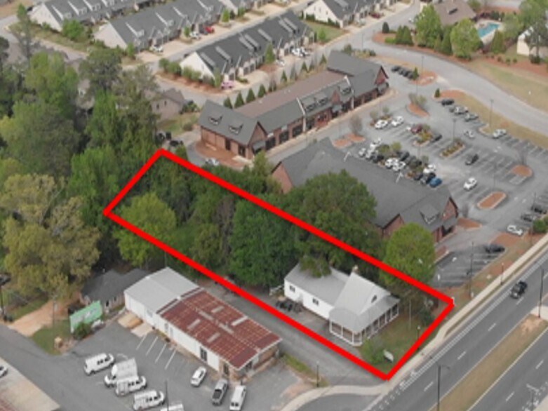 1319 Opelika Rd, Auburn, AL à vendre - Photo de l’immeuble – Image 3 sur 13