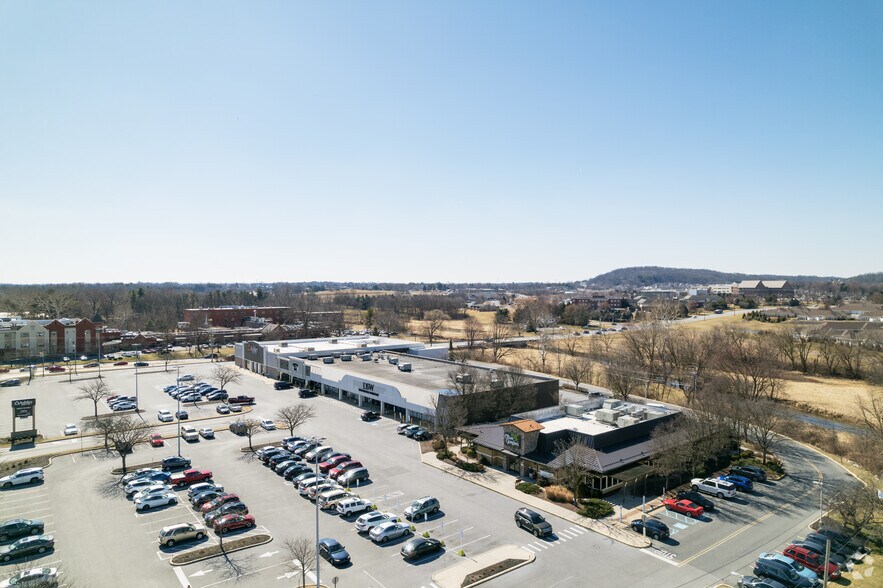 910 Plaza Blvd, Lancaster, PA à vendre - Aérien – Image 3 sur 5