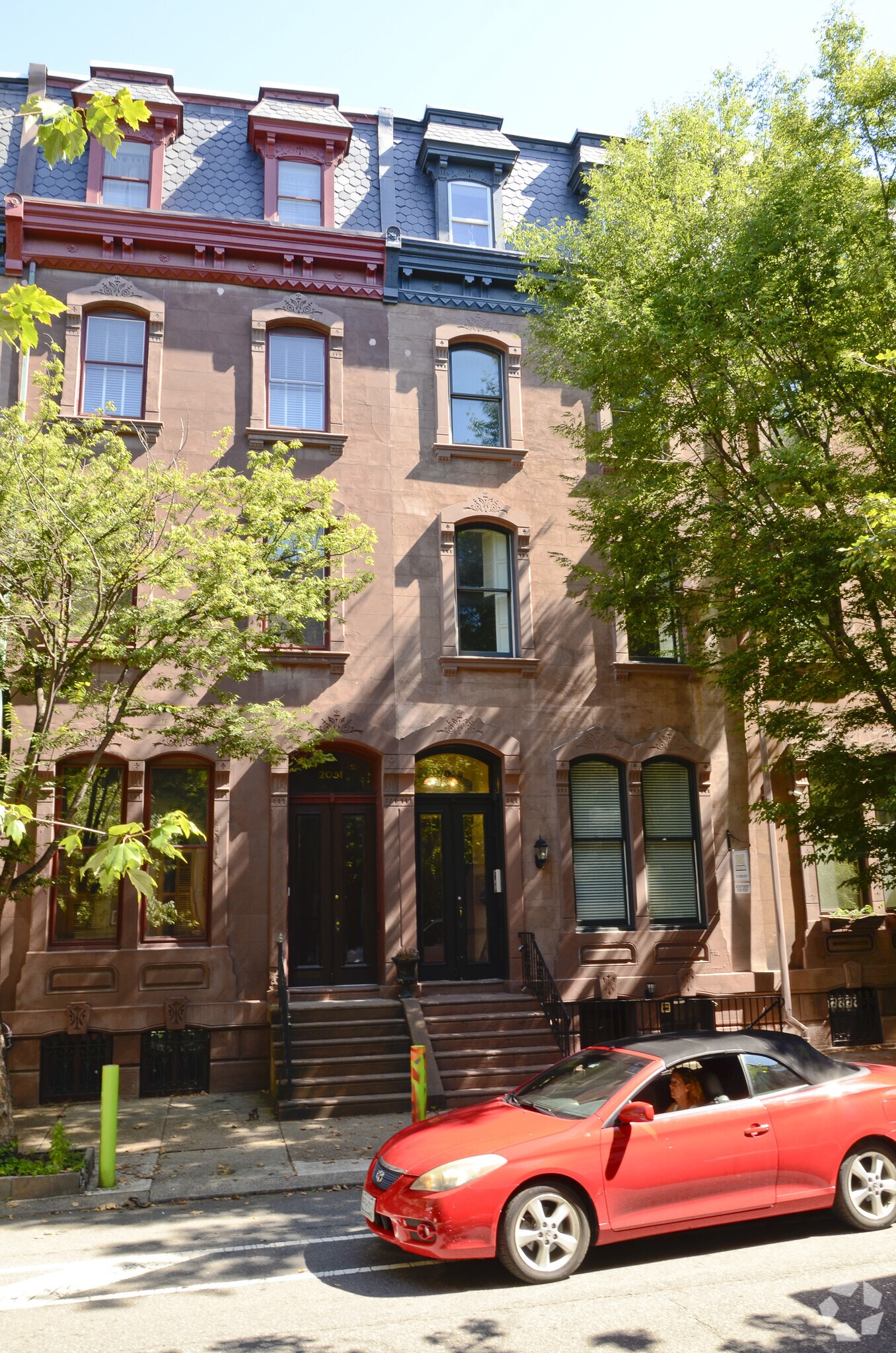 2029 Spruce St, Philadelphia, PA à vendre Photo principale– Image 1 sur 32