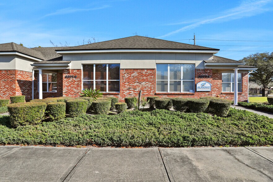 6277 Dupont Station Ct, Jacksonville, FL à louer - Photo de l’immeuble – Image 3 sur 30