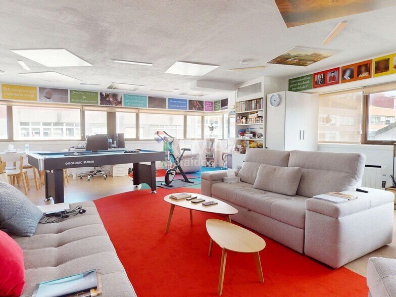 Bureau dans Vigo à vendre - Photo de l’immeuble – Image 2 sur 24