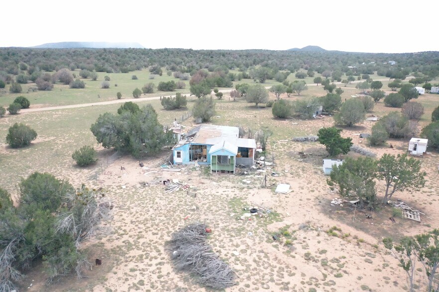 58180 Calle Isabel, Seligman, AZ à vendre - Photo de l’immeuble – Image 2 sur 45