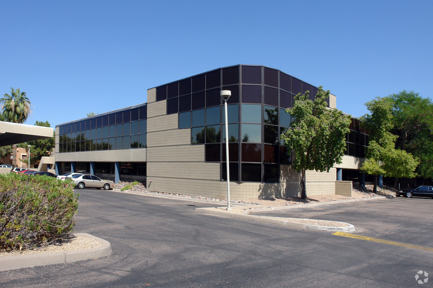 4600 S Mill Ave, Tempe, AZ à louer - Photo de l’immeuble – Image 1 sur 5