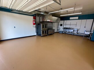 Plus de détails pour 723 Pine St, Sandpoint, ID - Local d'activités à louer