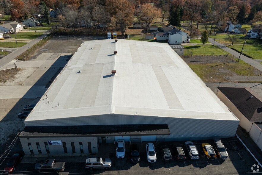 3825 Belmont Ave, Youngstown, OH à vendre - Photo de l’immeuble – Image 2 sur 4