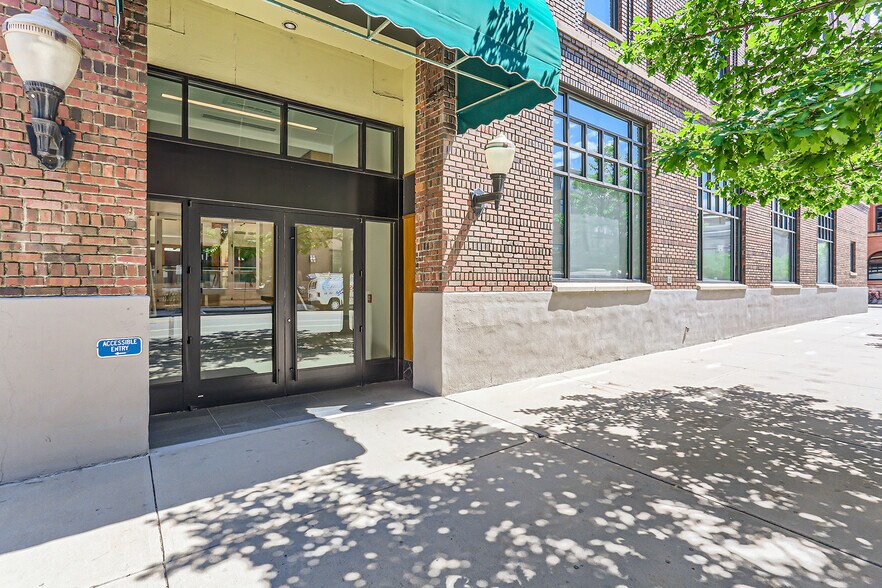 1621 18th St, Denver, CO à louer - Photo de l’immeuble – Image 2 sur 17