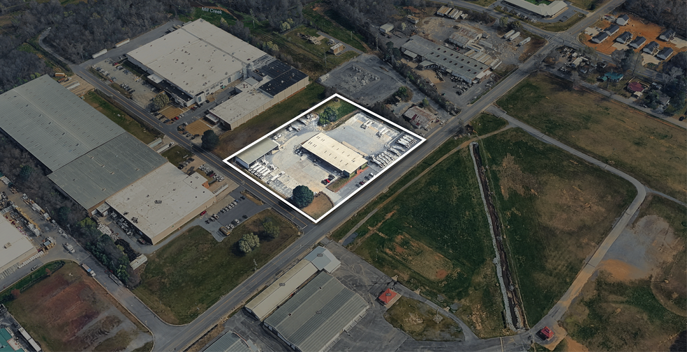 801 Legion Dr, Dalton, GA à louer - Photo de l’immeuble – Image 2 sur 6