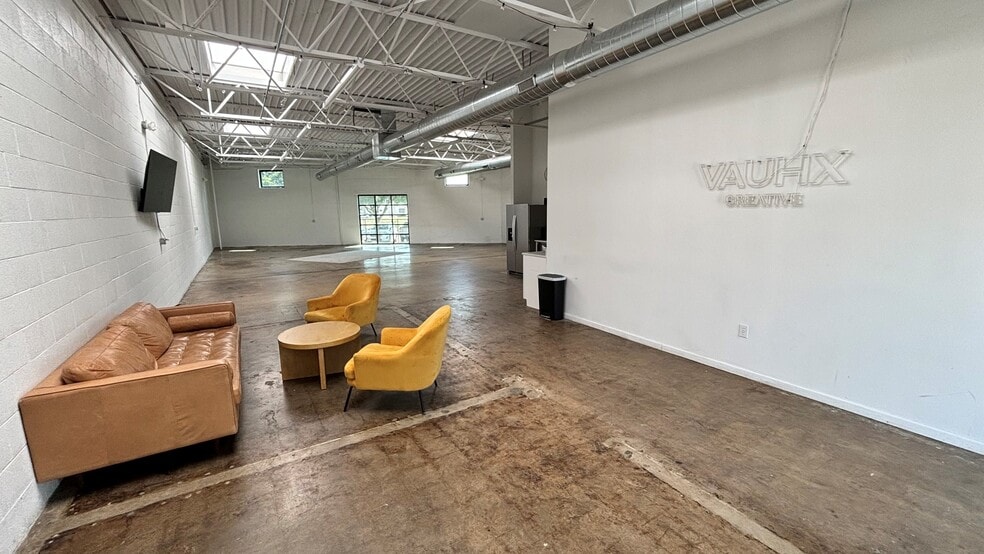 2285 & 2289 Vantage St, Dallas, TX à louer - Photo intérieure – Image 3 sur 9