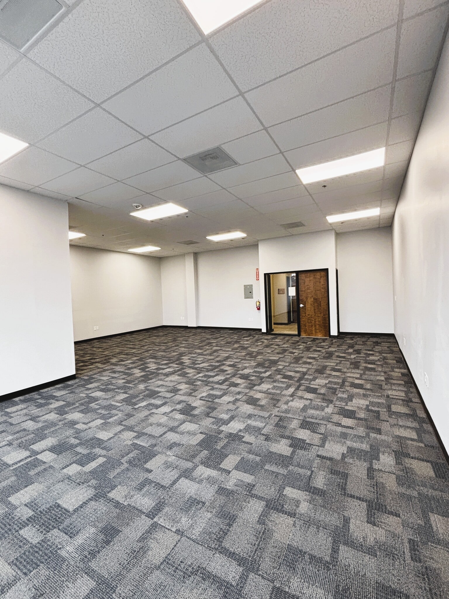 NW Cornell Rd, Hillsboro, OR à louer Photo intérieure– Image 1 sur 2