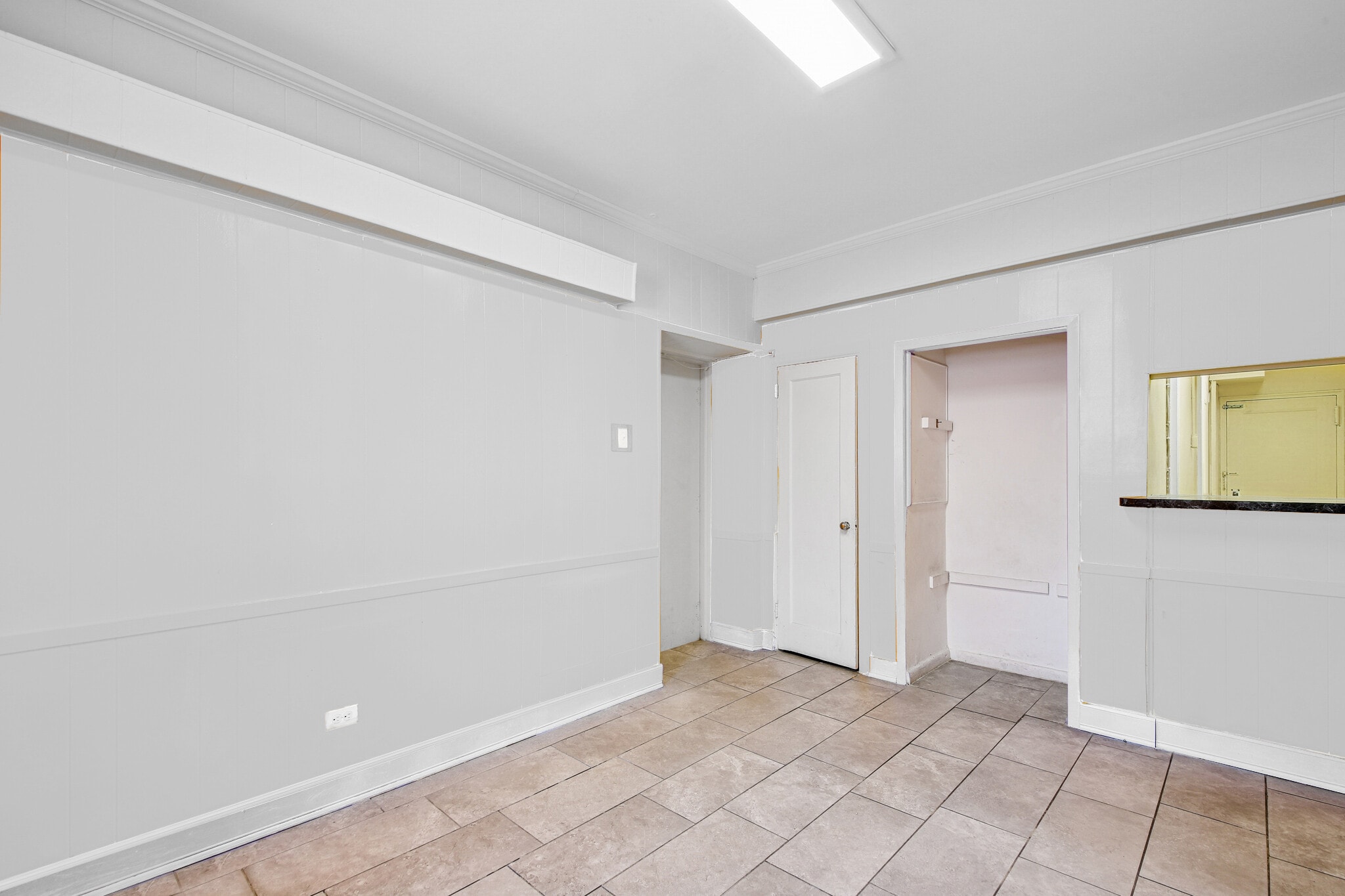 2010 Seagirt Blvd, Far Rockaway, NY à louer Photo intérieure– Image 1 sur 5