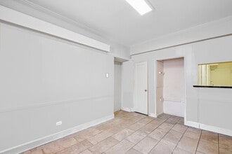 2010 Seagirt Blvd, Far Rockaway, NY à louer Photo intérieure– Image 1 sur 5