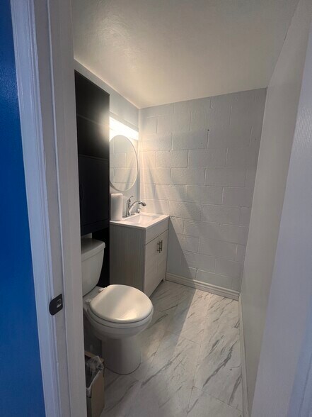 1991 E William St, Carson City, NV à louer - Photo de l’immeuble – Image 3 sur 20