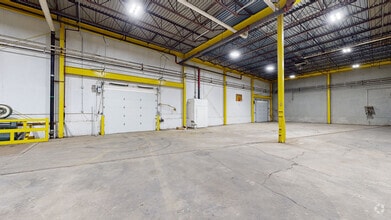 901 Wayne St, Niles, MI à louer Numérisation 3D Matterport– Image 2 sur 26
