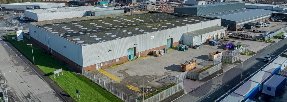 Liver Industrial Estate, Long Ln, Liverpool à louer - Photo de l’immeuble – Image 2 sur 25