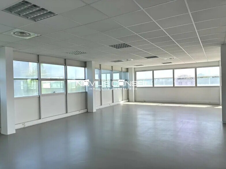 Bureau dans Labège à louer - Photo de l’immeuble – Image 3 sur 7