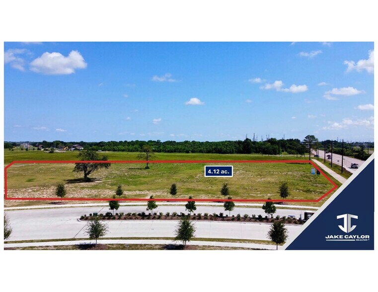 13522 Texas 146, Mont Belvieu, TX à vendre - Photo de l’immeuble – Image 3 sur 19