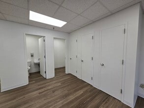 40 Commerce Dr, Hauppauge, NY à louer Photo intérieure– Image 2 sur 6