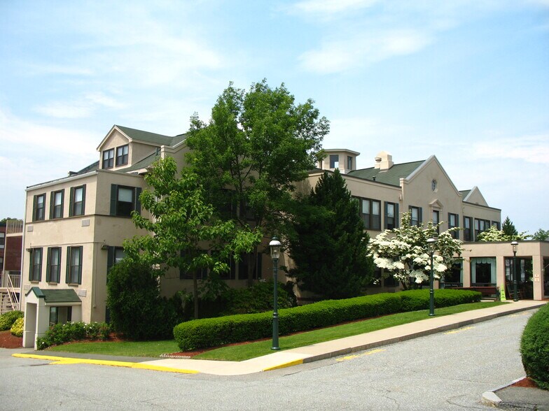 21-23 Warren Ave, Woburn, MA à louer - Photo de l’immeuble – Image 2 sur 3