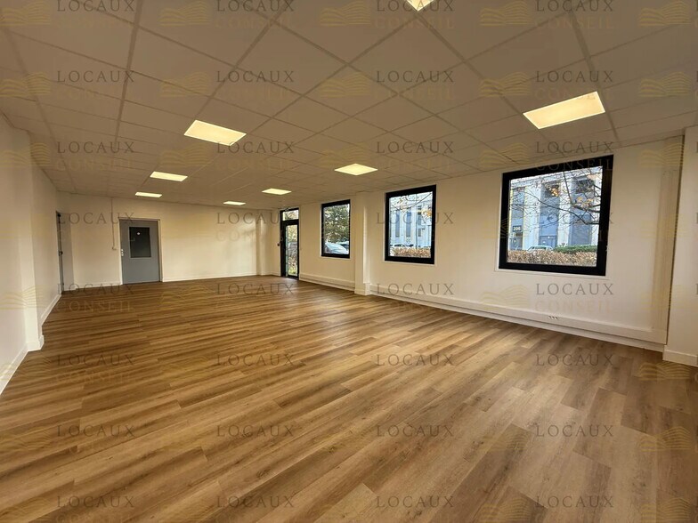 Bureau dans Gennevilliers à louer - Photo intérieure – Image 3 sur 30